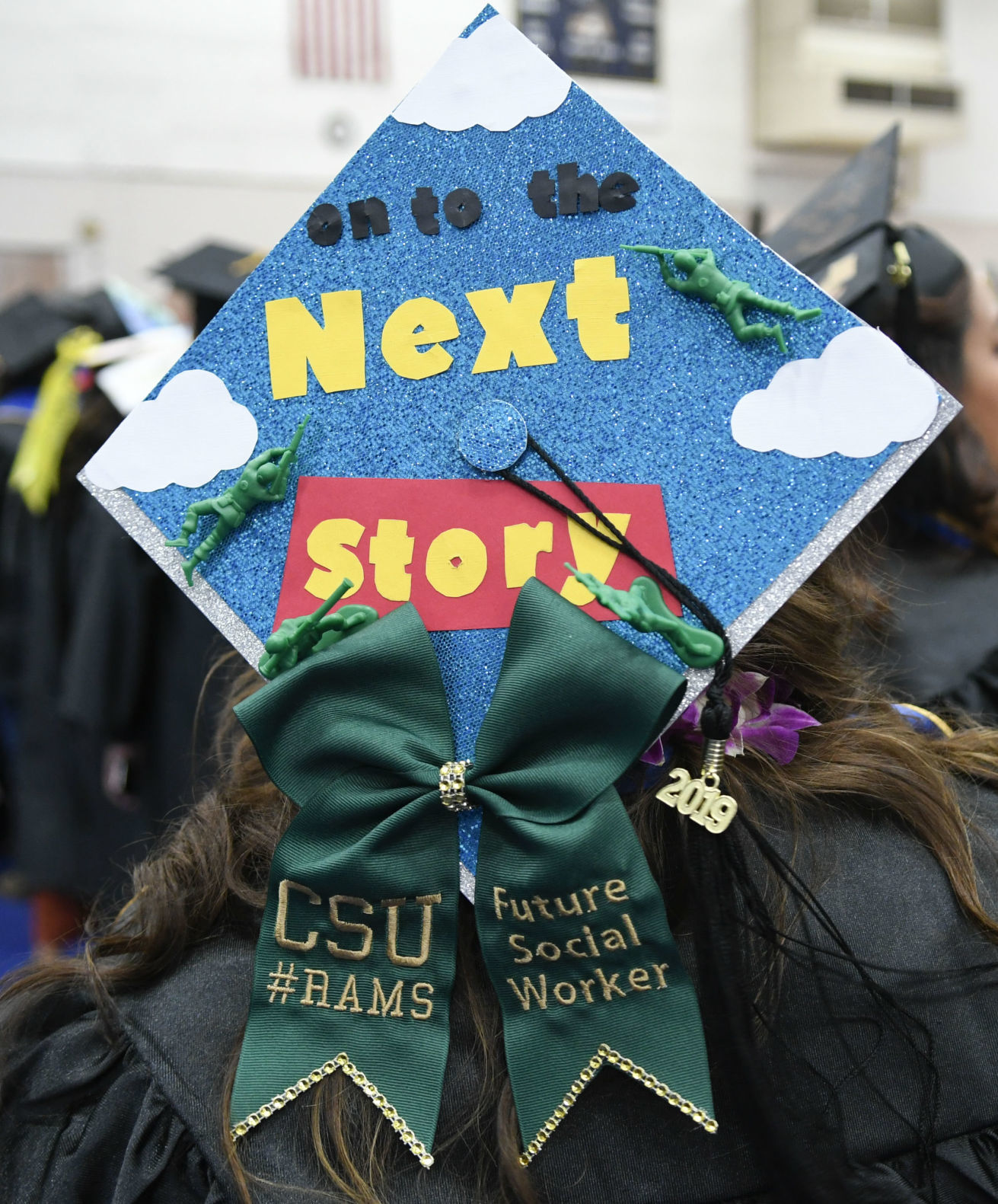 052419 Hancock grad caps 08.jpg